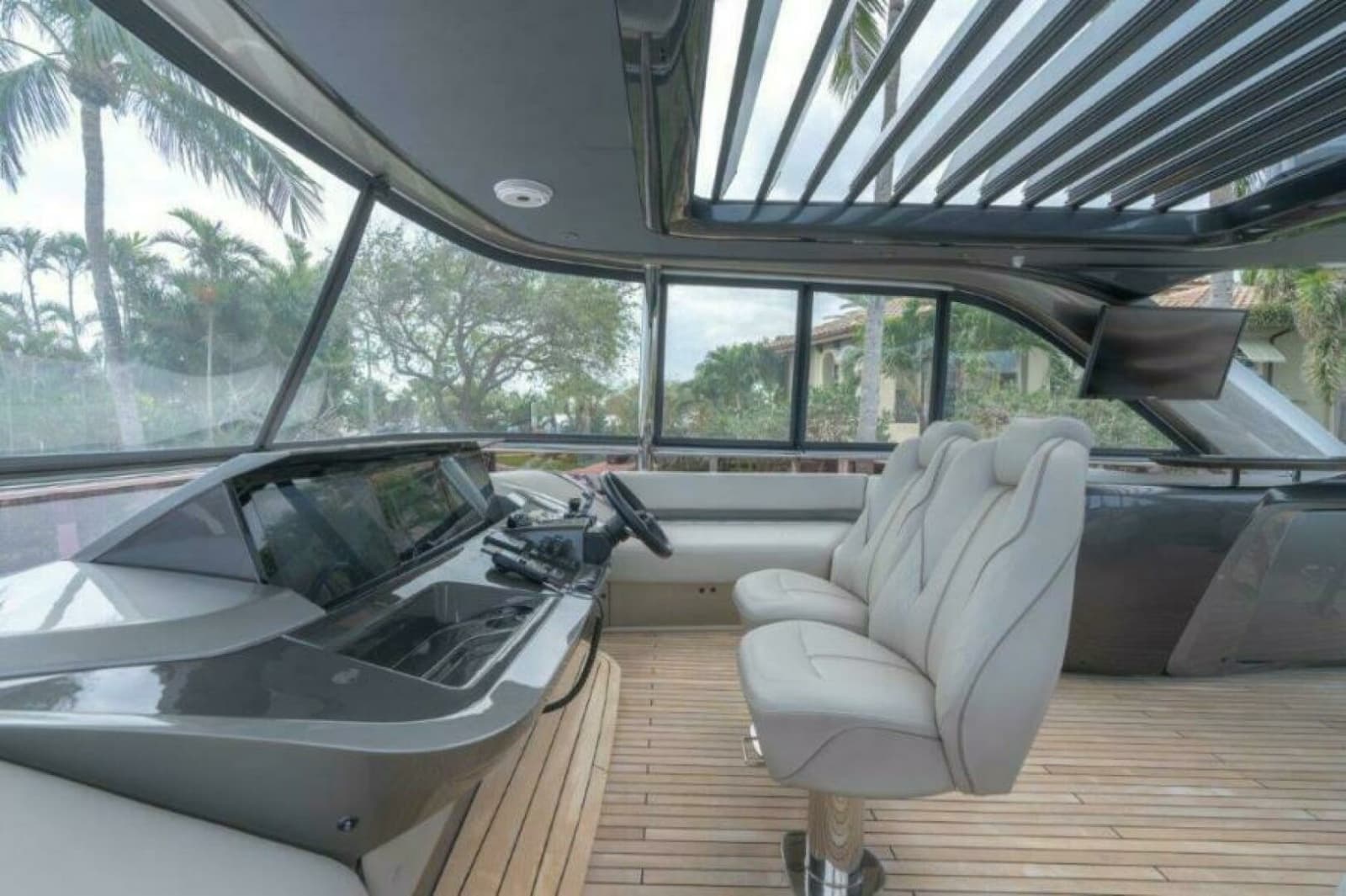 Princess 85 Kaos Flybridge