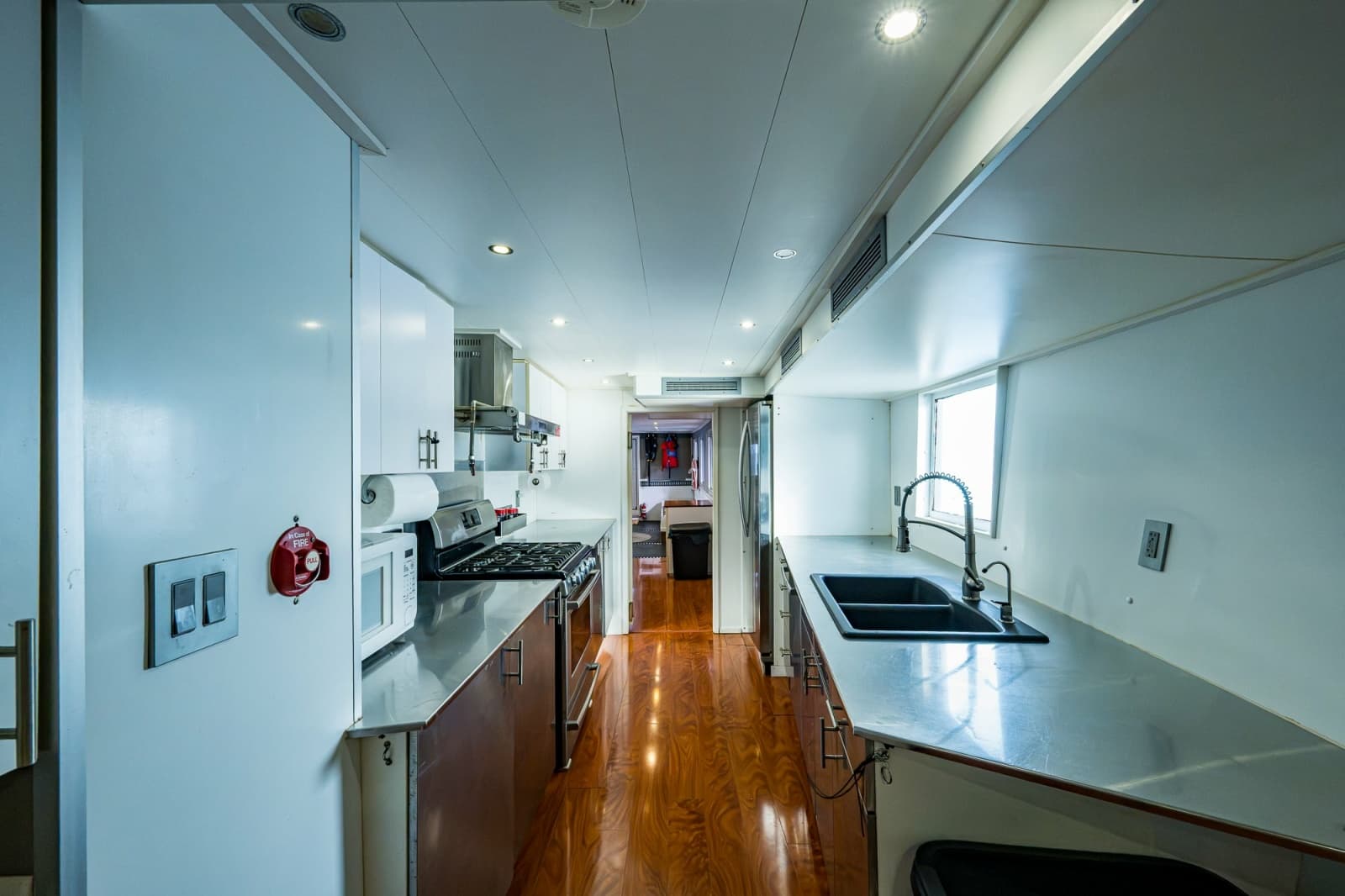 2013 Ocean Voyager 95 Expedition
