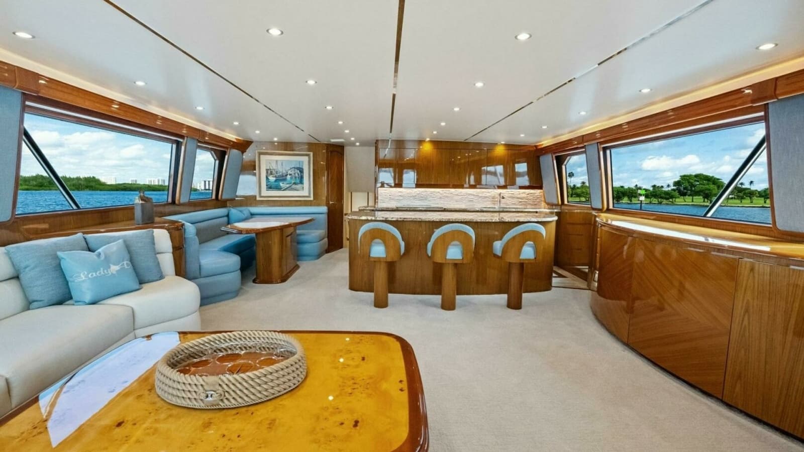 2012 82 Viking Convertible - Lady Di