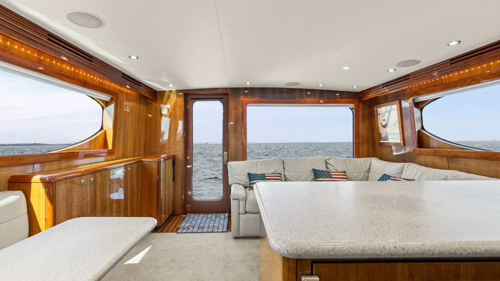 2008 54 Hatteras Convertible American Made Salon and Galley (1)