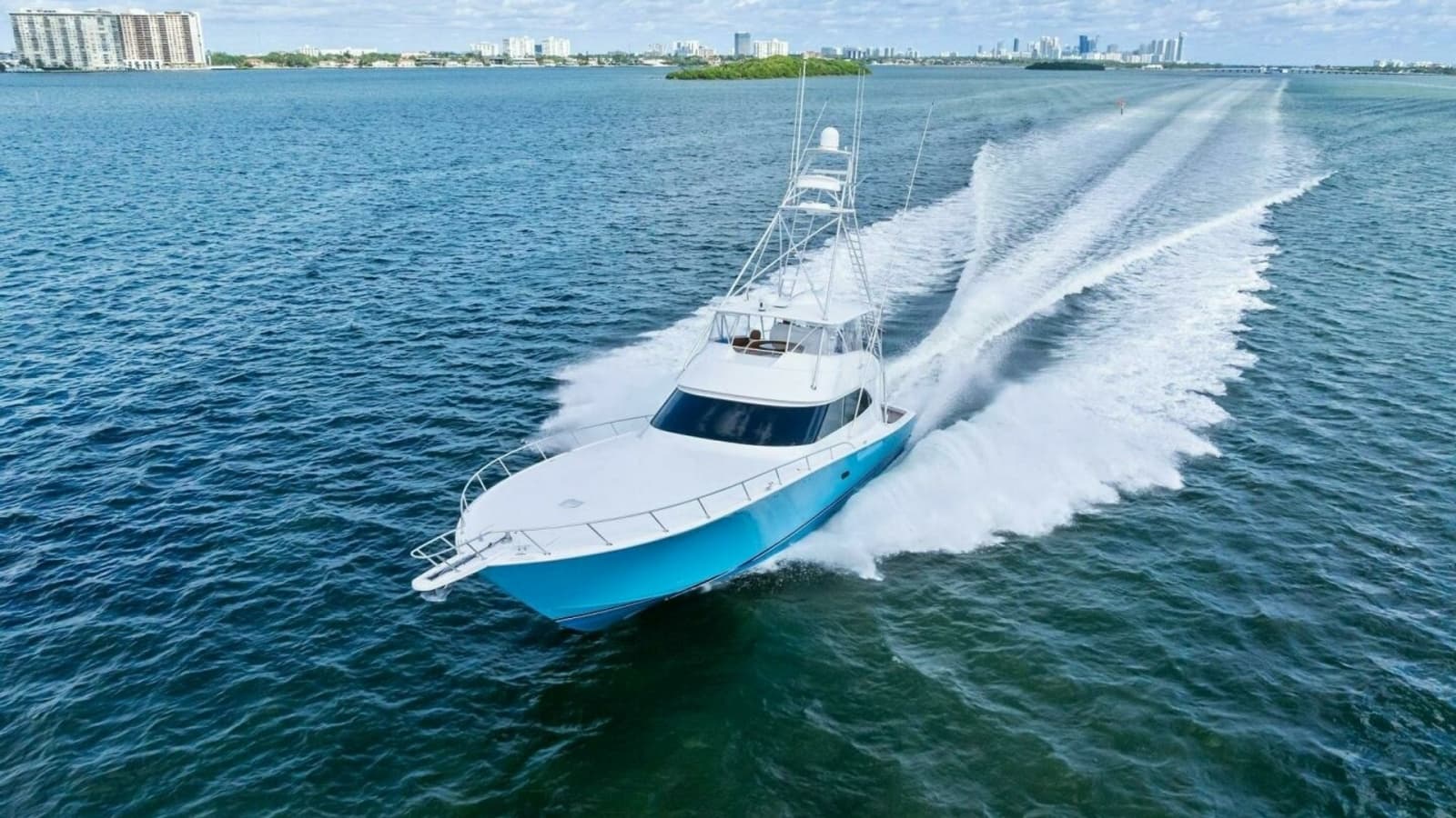 2012 82 Viking Convertible - Lady Di
