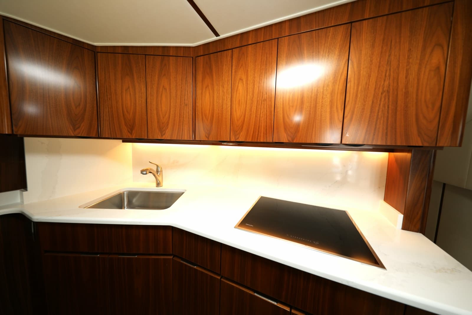 2023 Viking 54 Convertible