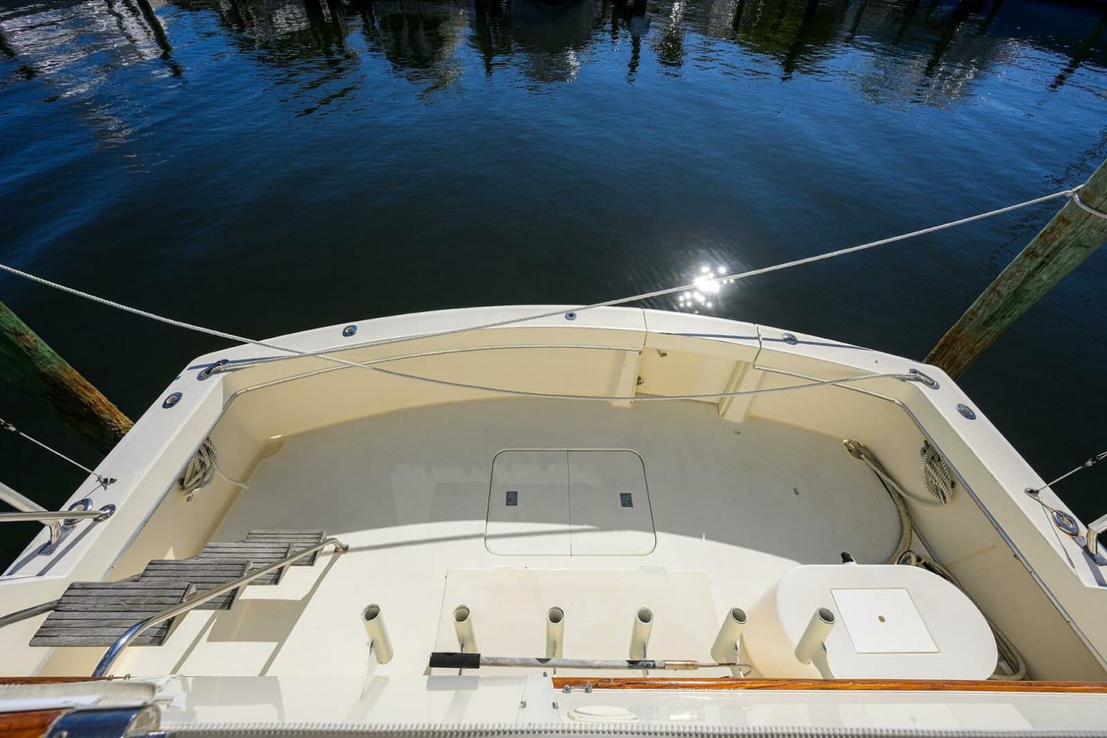 Hatteras 63 - Phantom - Cockpit