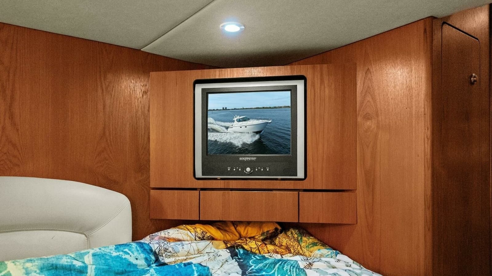 2007 Tiara Yachts 4300 Sovran - Stateroom