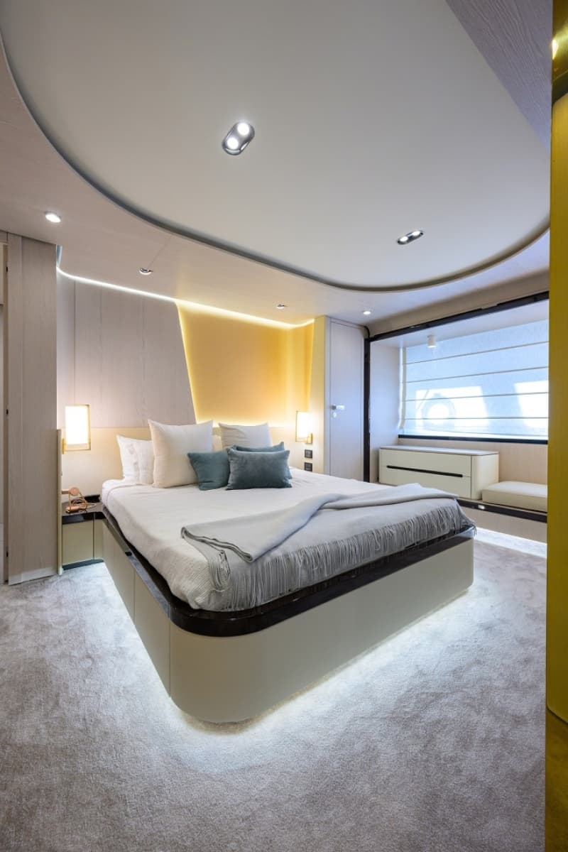 Azimut 78 - DT78 - Master Stateroom
