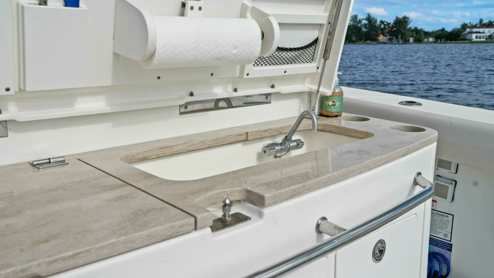 2019 Boston Whaler 380 Outrage 'Lima Kilo' - Wet Bar