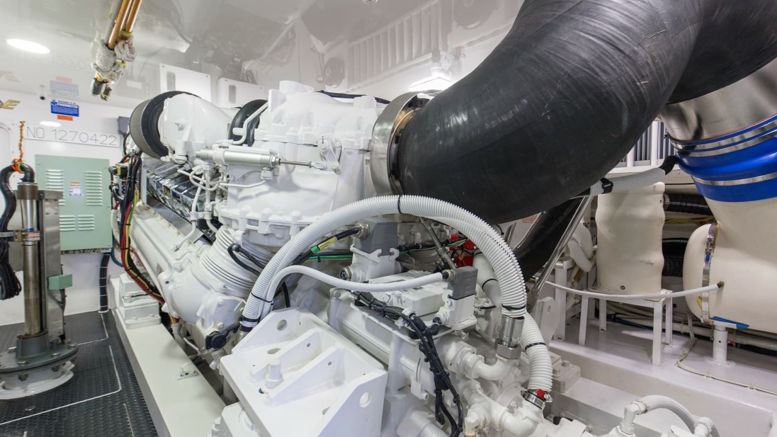 2017 72 Viking Enclosed Bridge Share-E Bridge Engine Room (2)