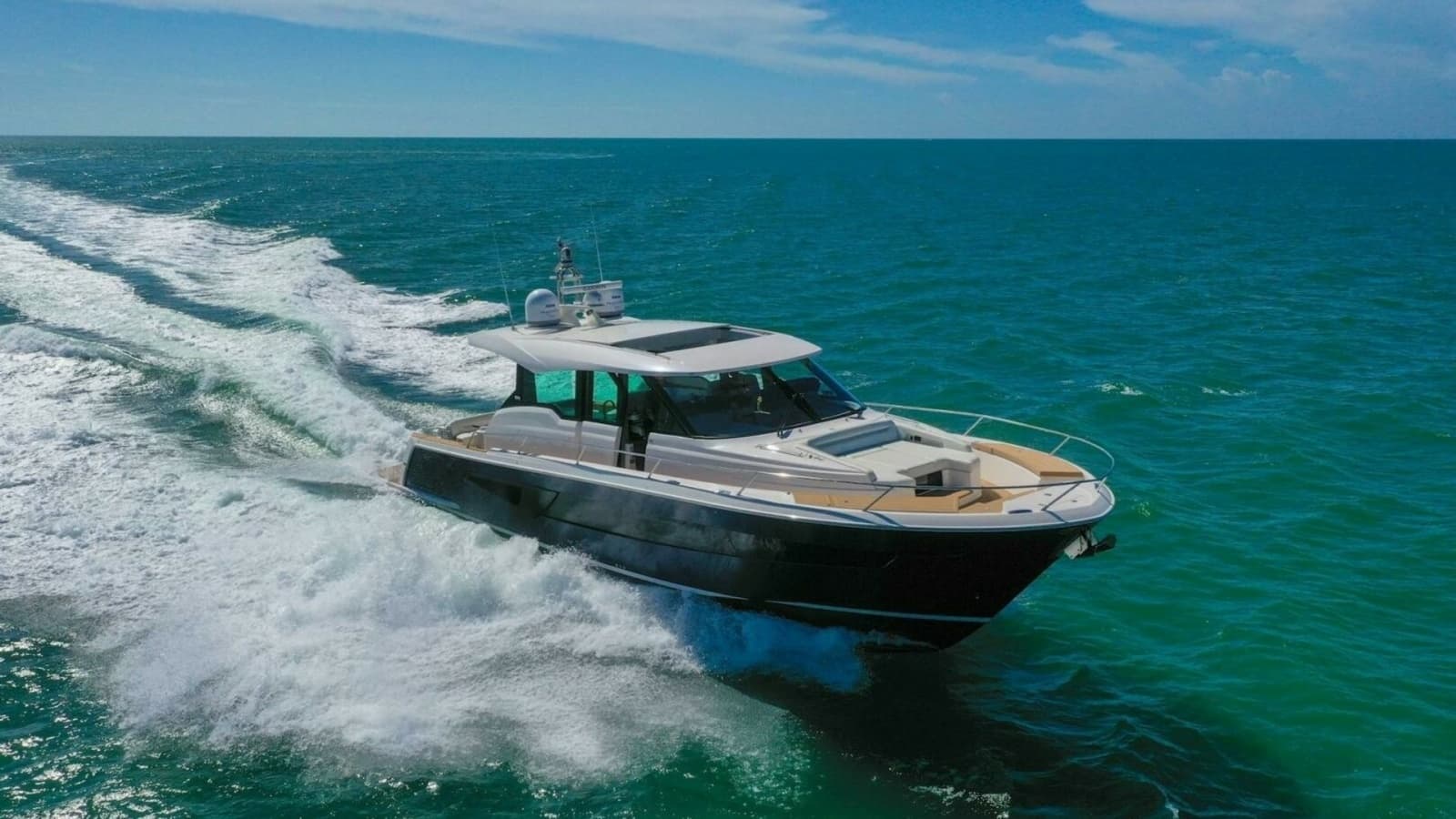 2023 Tiara Yachts EX 60