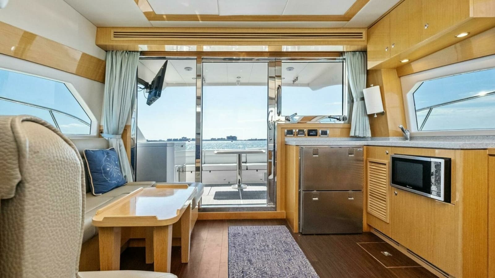2018 Outboard Express Catamaran 47