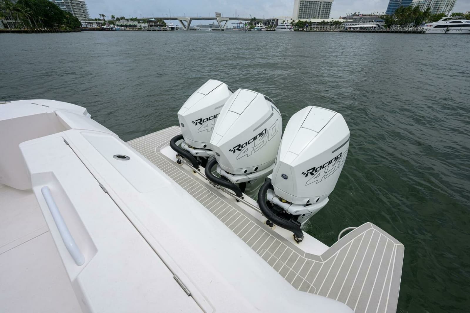Intrepid 41 - Mercury Engines