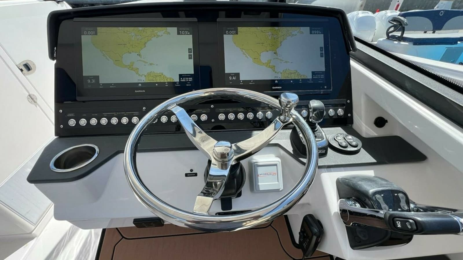 2019 Everglades 340 Dual Console-Helm