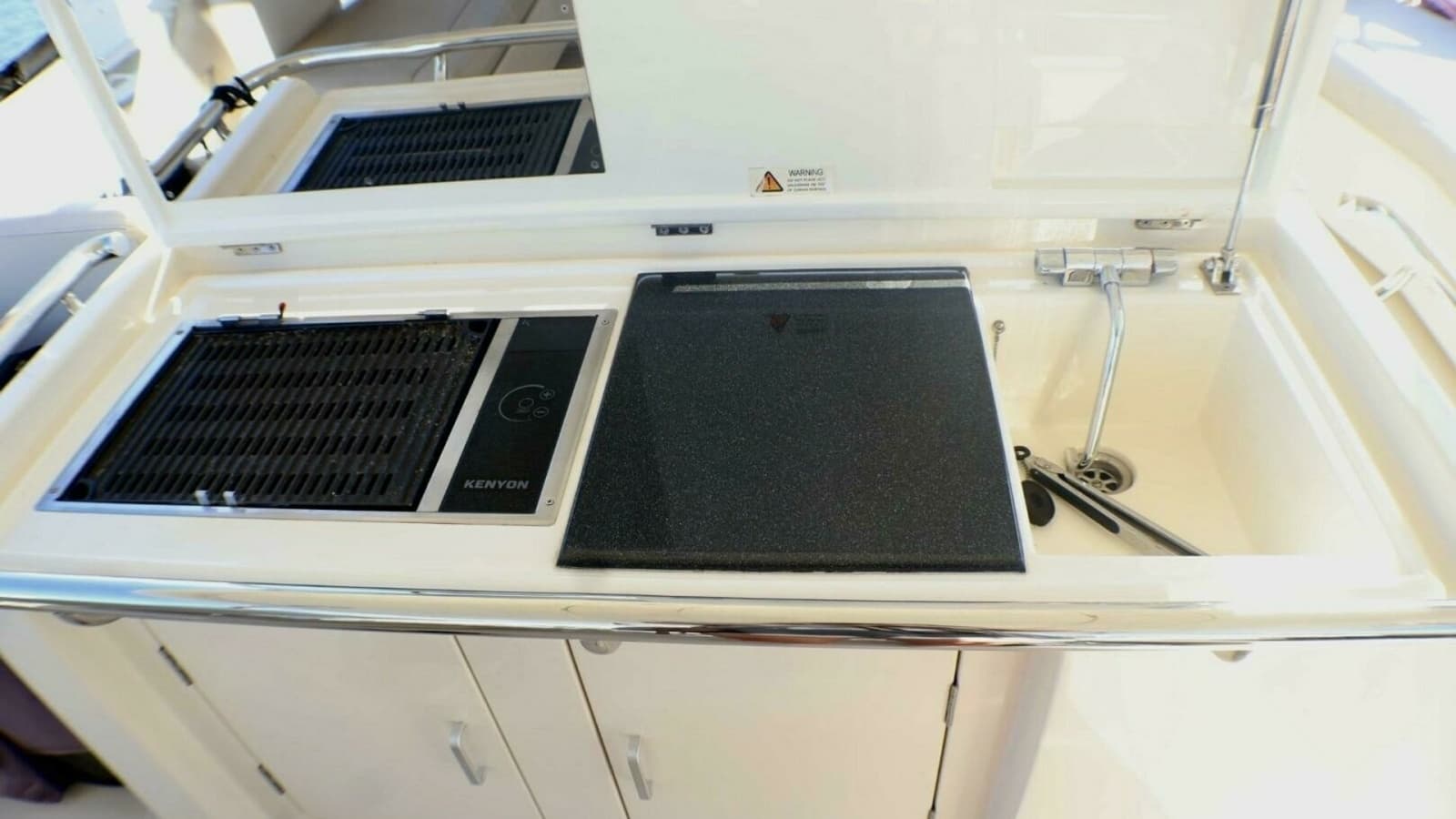 2018 Aquila 44 Catamaran- Flybridge/ grill