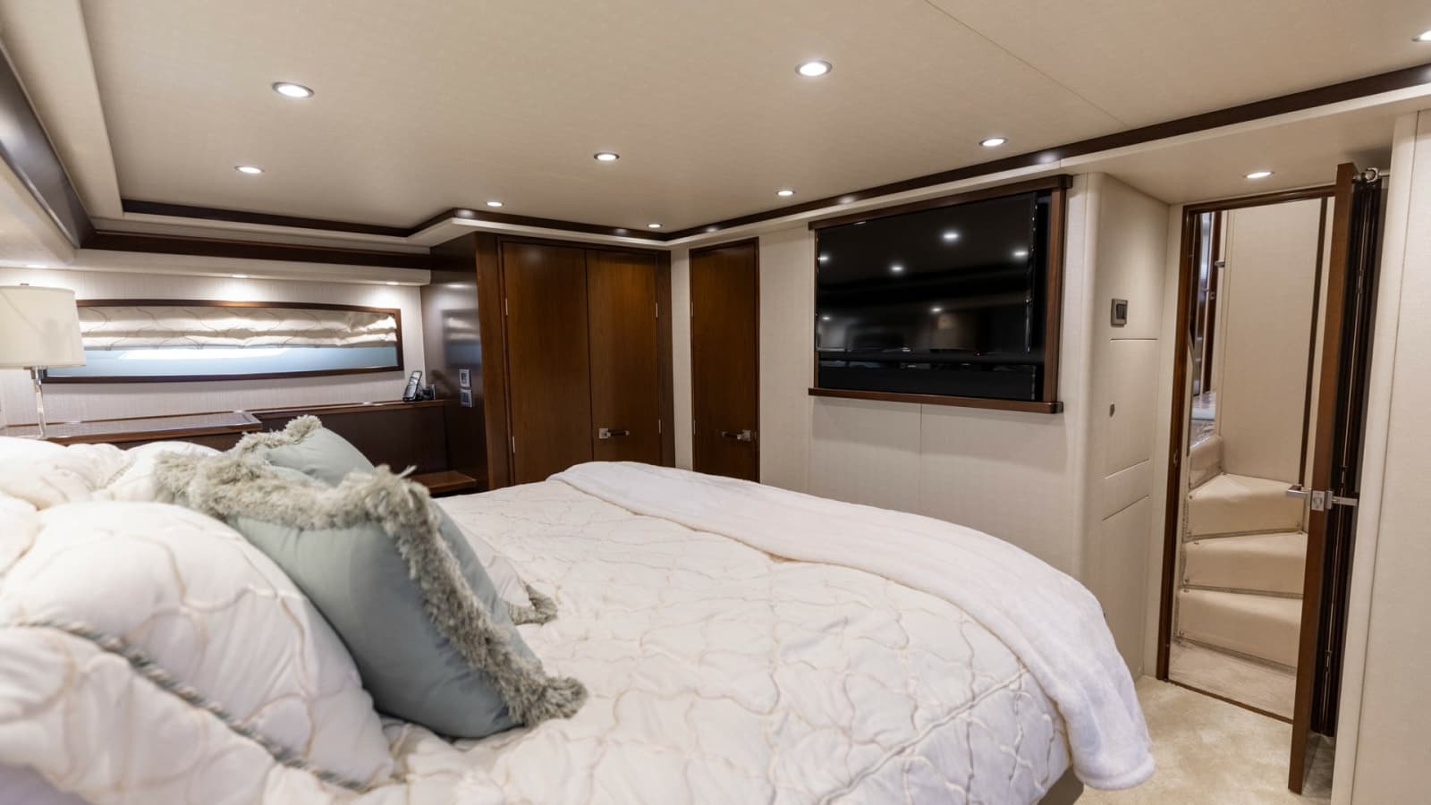 2015 Viking 76 Enclosed Bridge- CHULA- Master Stateroom