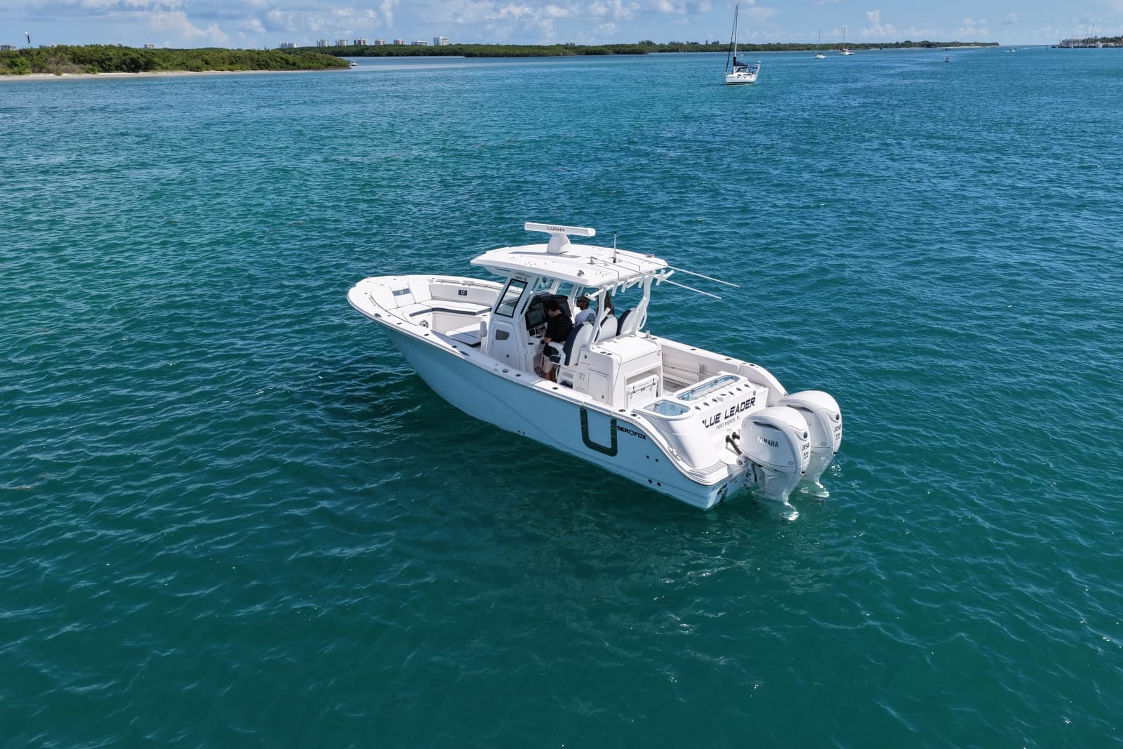 2025 Sea Fox 328 Commander