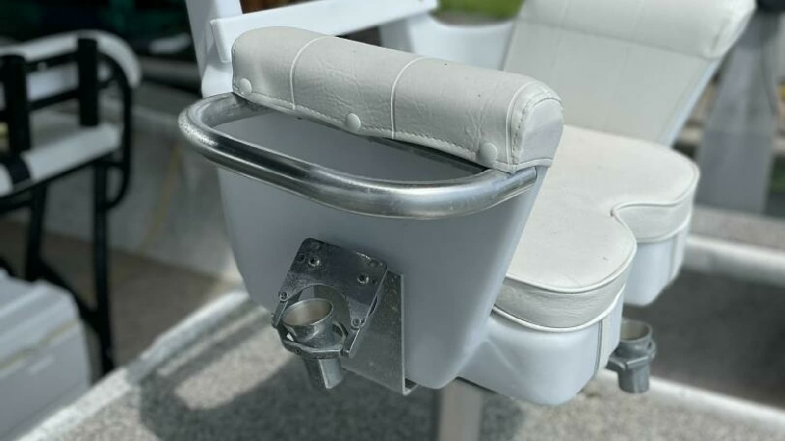 1997 Custom 31 Center Console Pullin Drag
