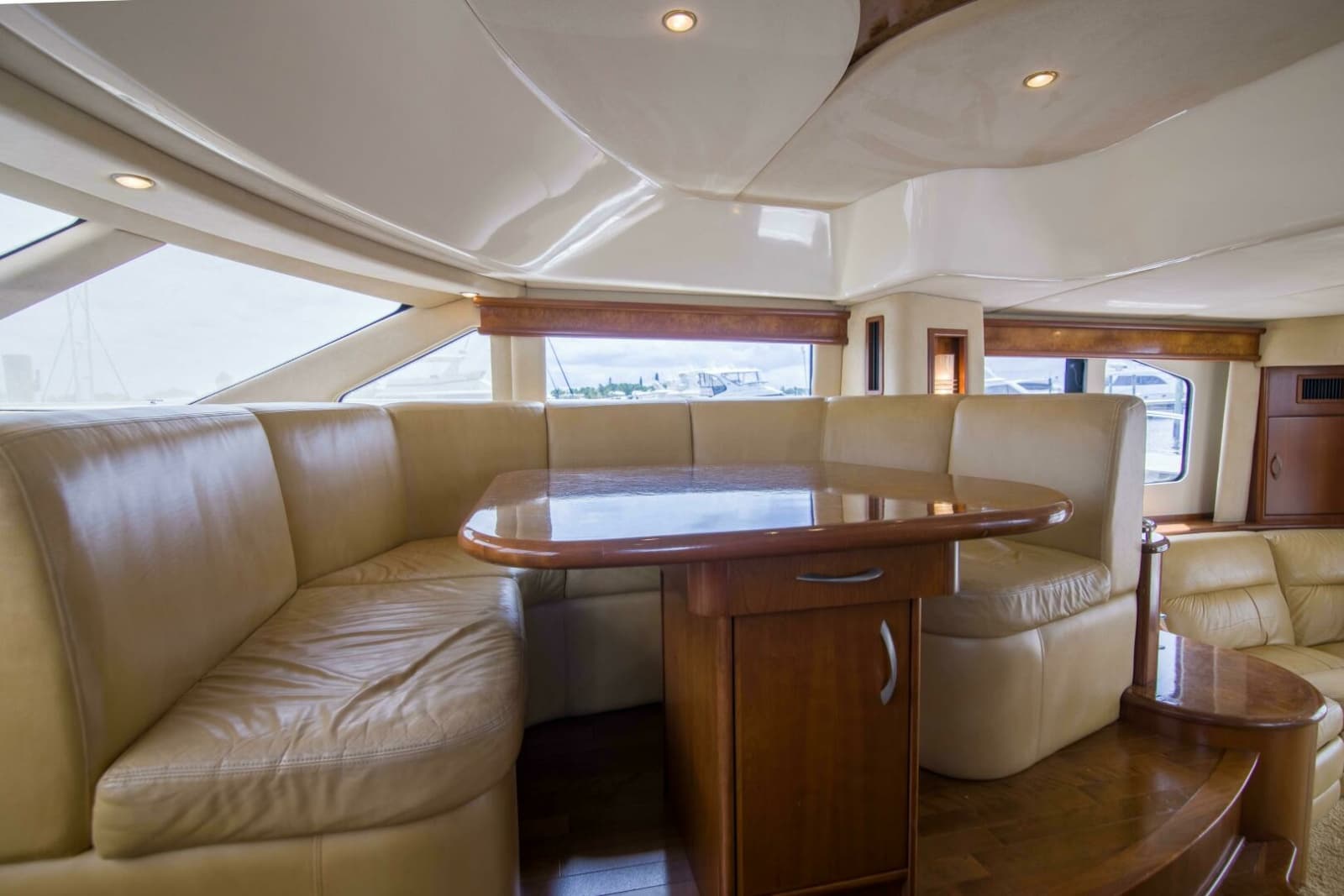 Silverton 52 - Immersed -