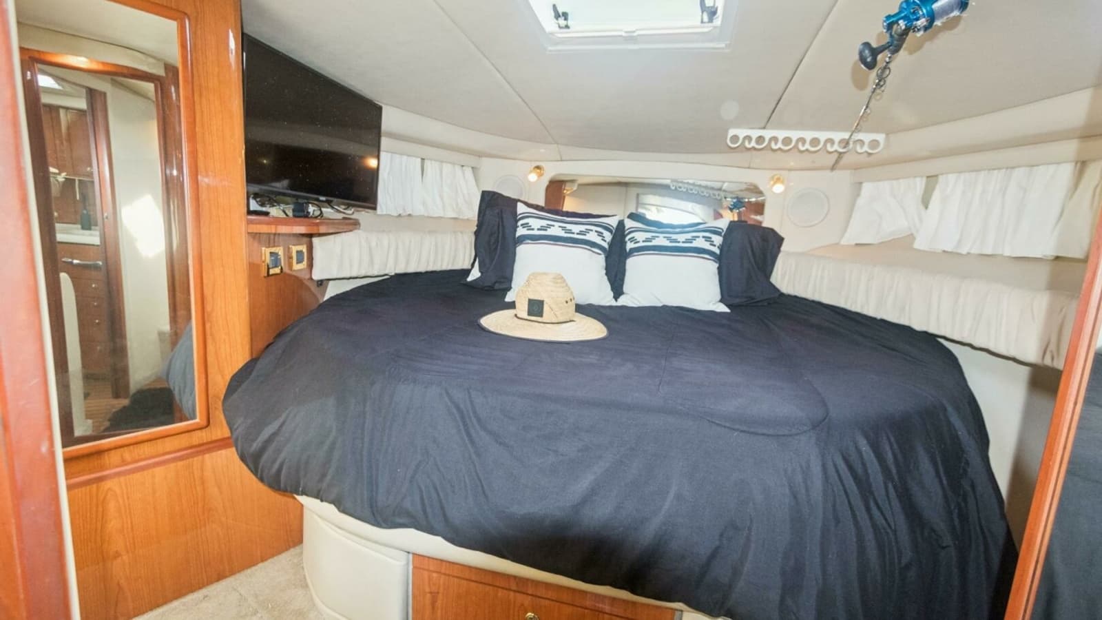 Forward Stateroom with Skylight