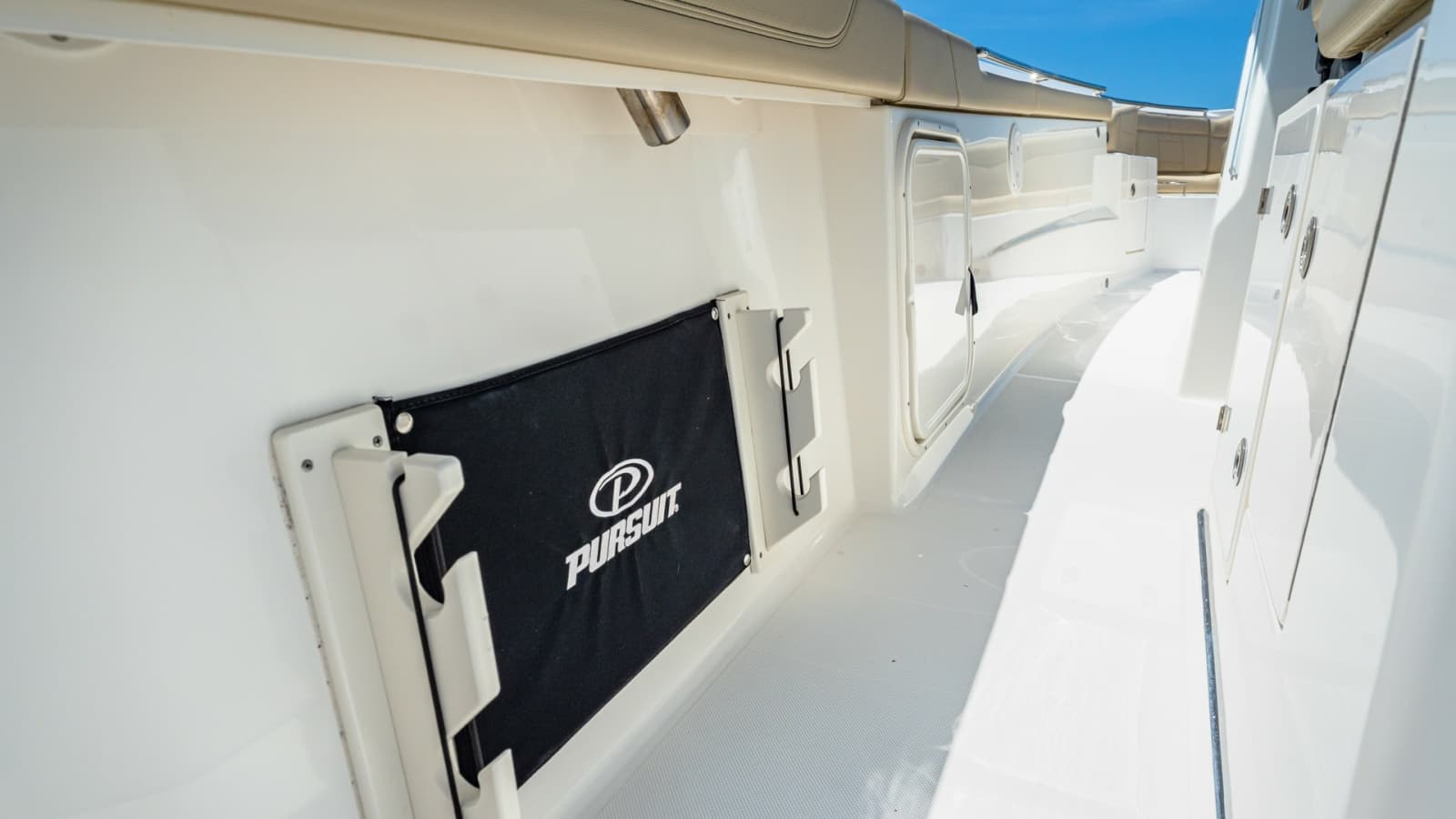 Starboard Walkway with Storage