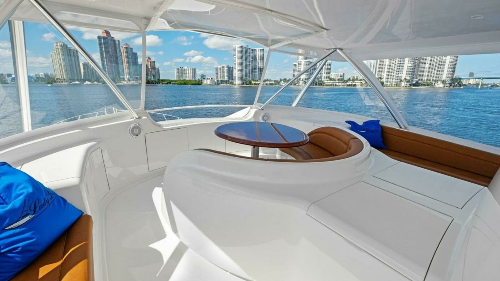 2012 82 Viking Convertible - Lady Di