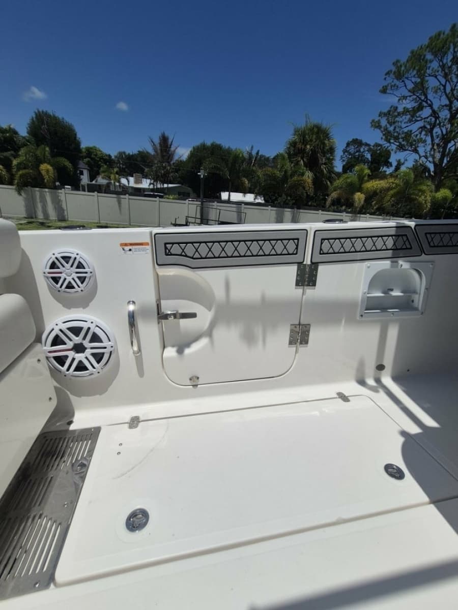 Wellcraft 35 JOKER'S JEWEL - Exterior Cockpit