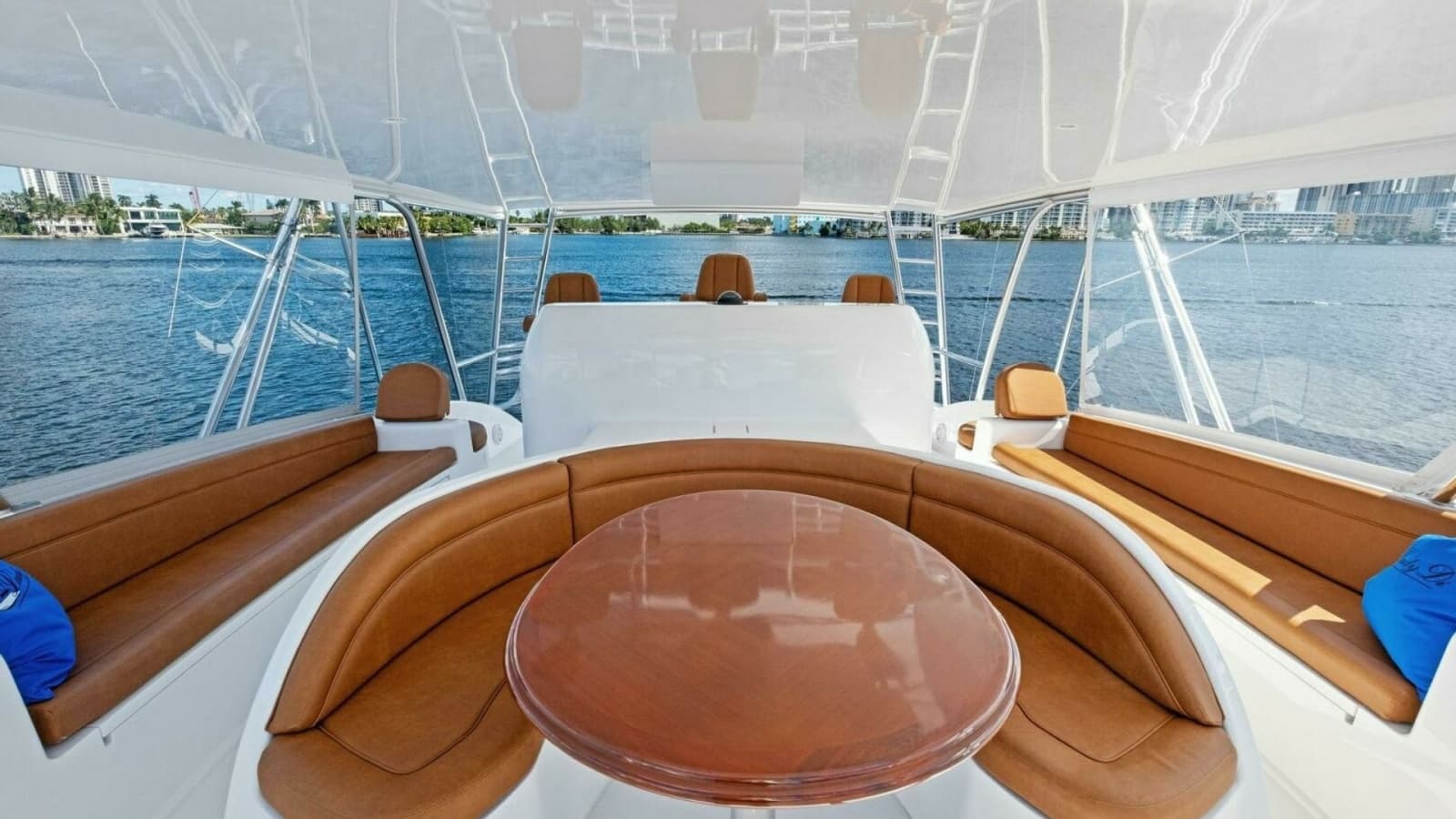 2012 82 Viking Convertible - Lady Di