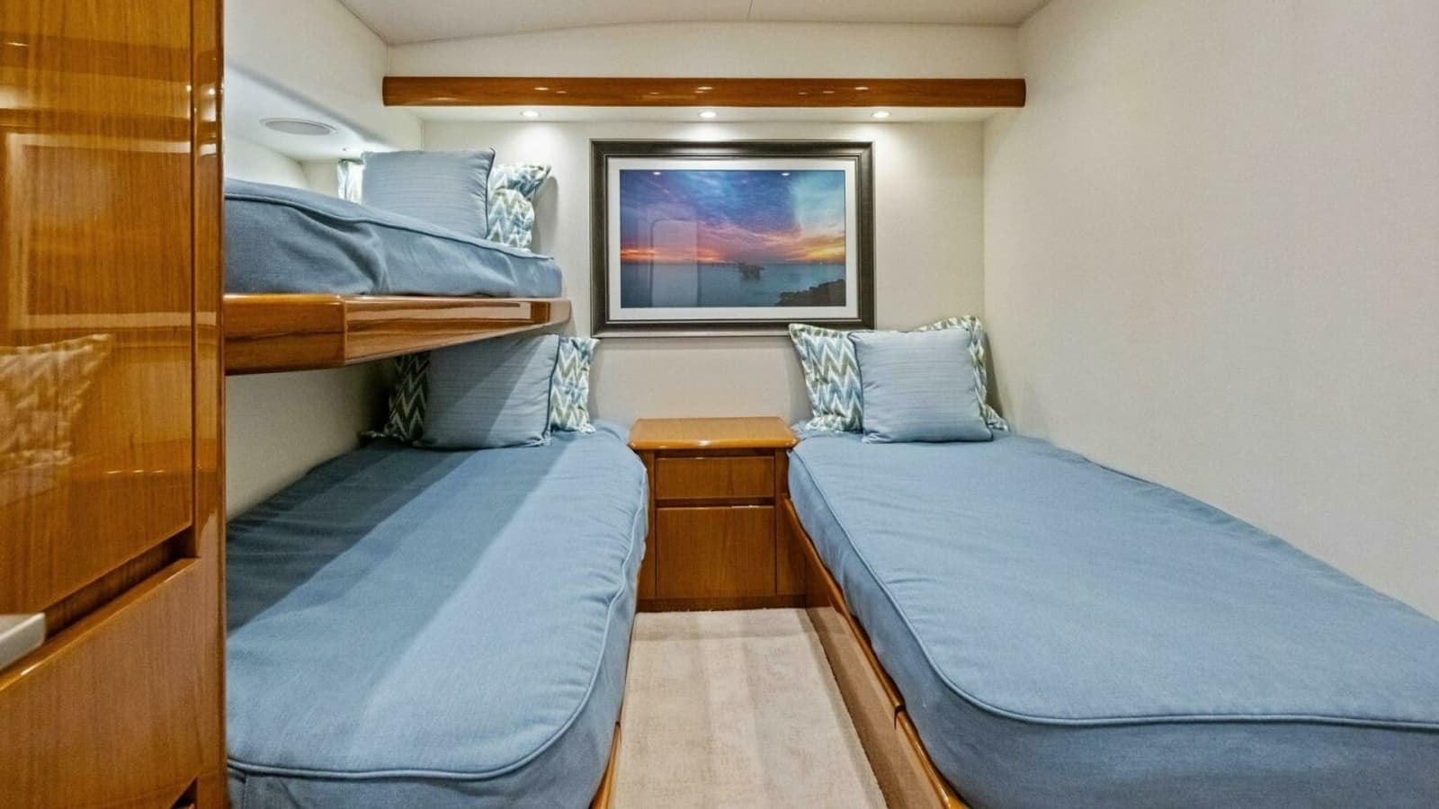 2012 82 Viking Convertible - Lady Di