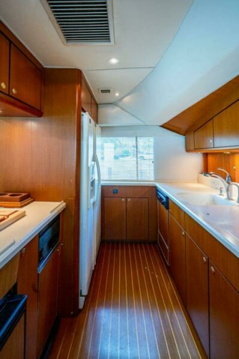 1999 Ocean Yachts 60 Convertible