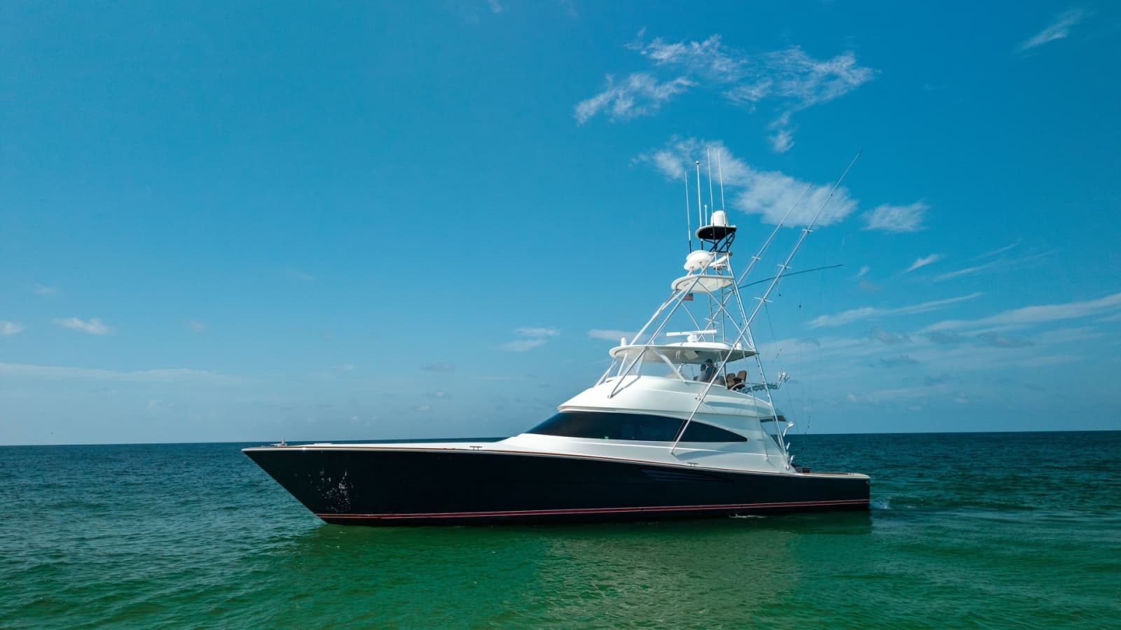 Side Profile of Viking 68 Convertible