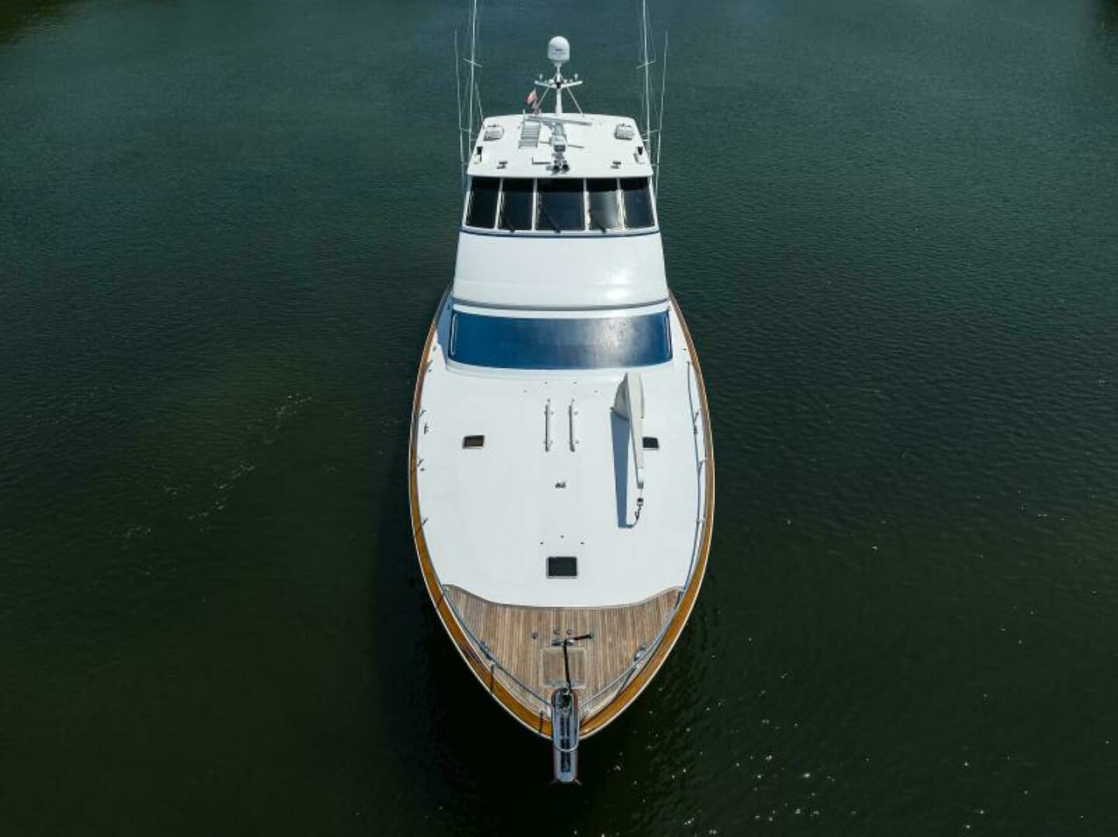2004 Sea Force IX 82 Enclosed Bridge