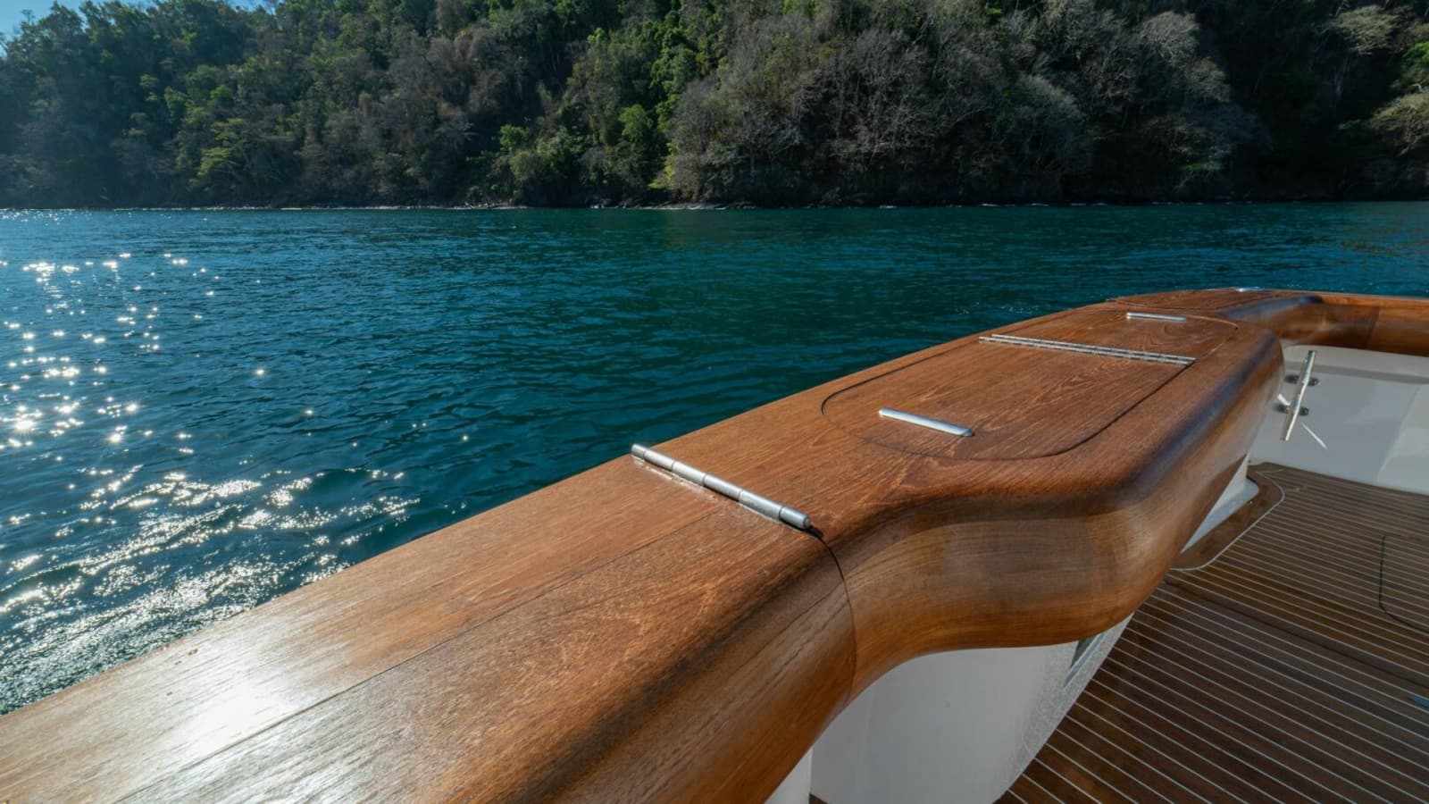 2006 Viking 56 "Scandaloso"