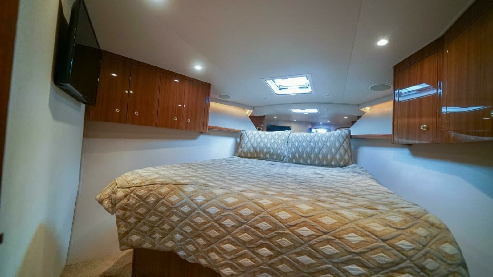 2007 Viking 45 Convertible Bad Habits