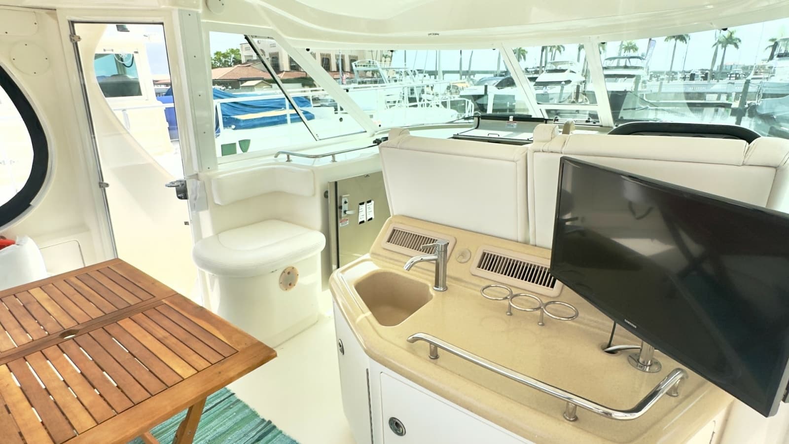 Upper Deck Entertainment Area