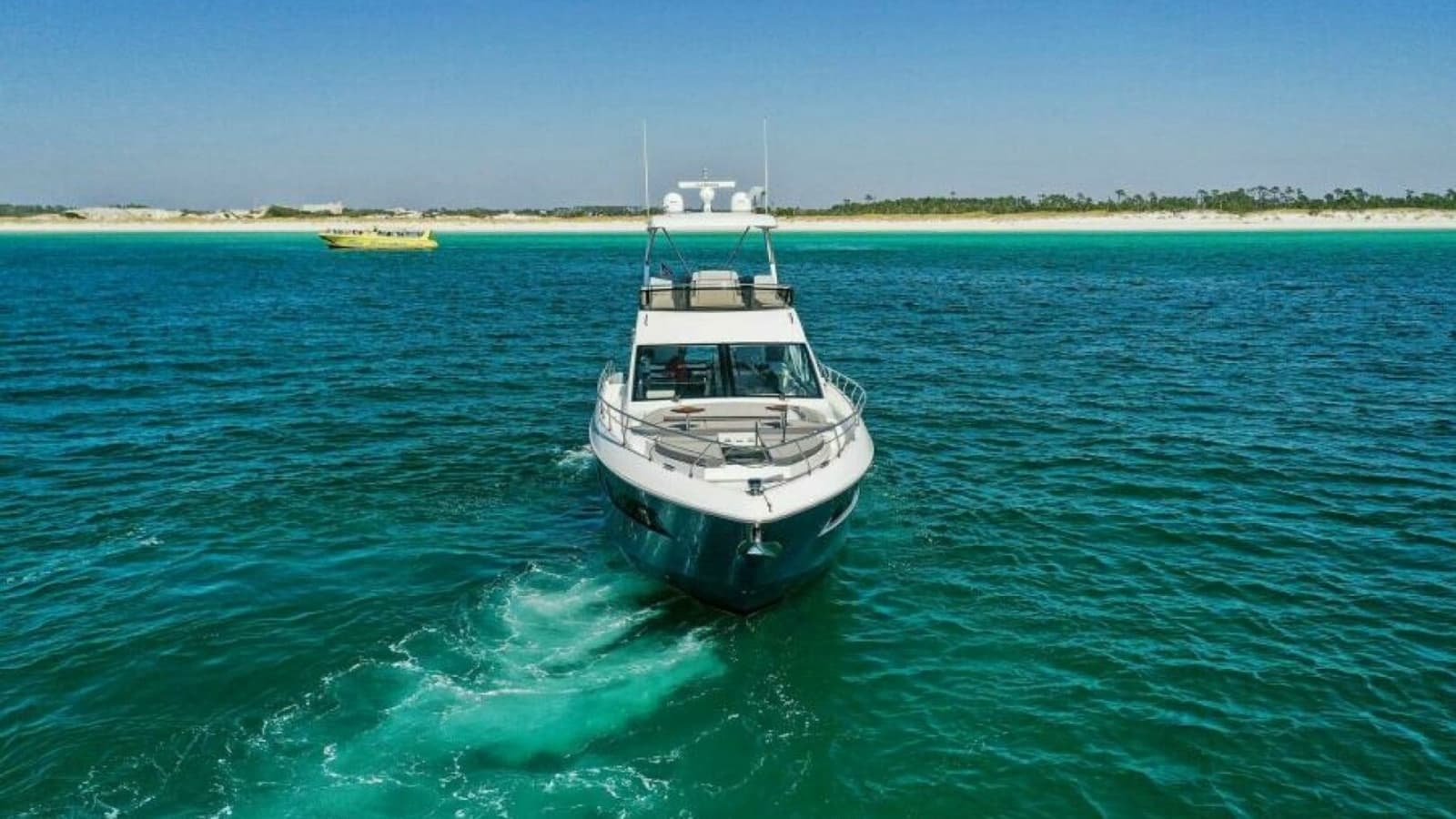 2023 Cruisers Yachts 60 Cantius Fly- Bow