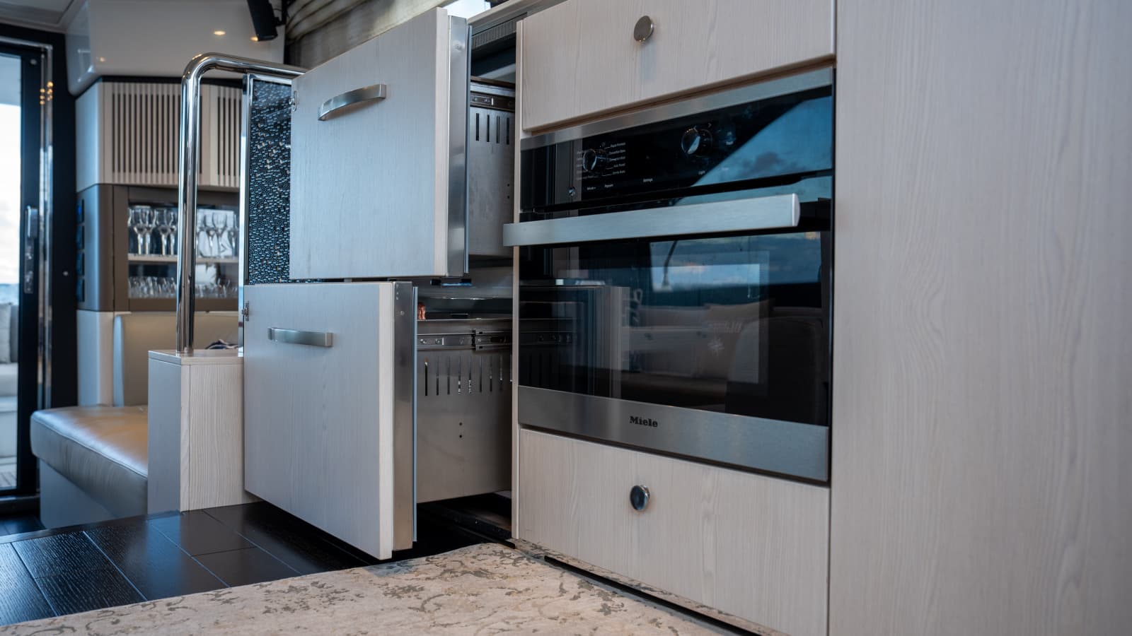 2020 Azimut 50 Flybridge