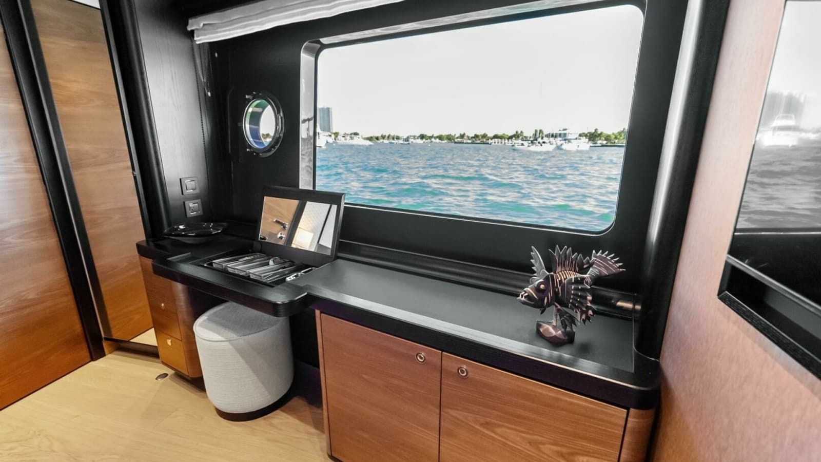 2025 Absolute 75 Navetta