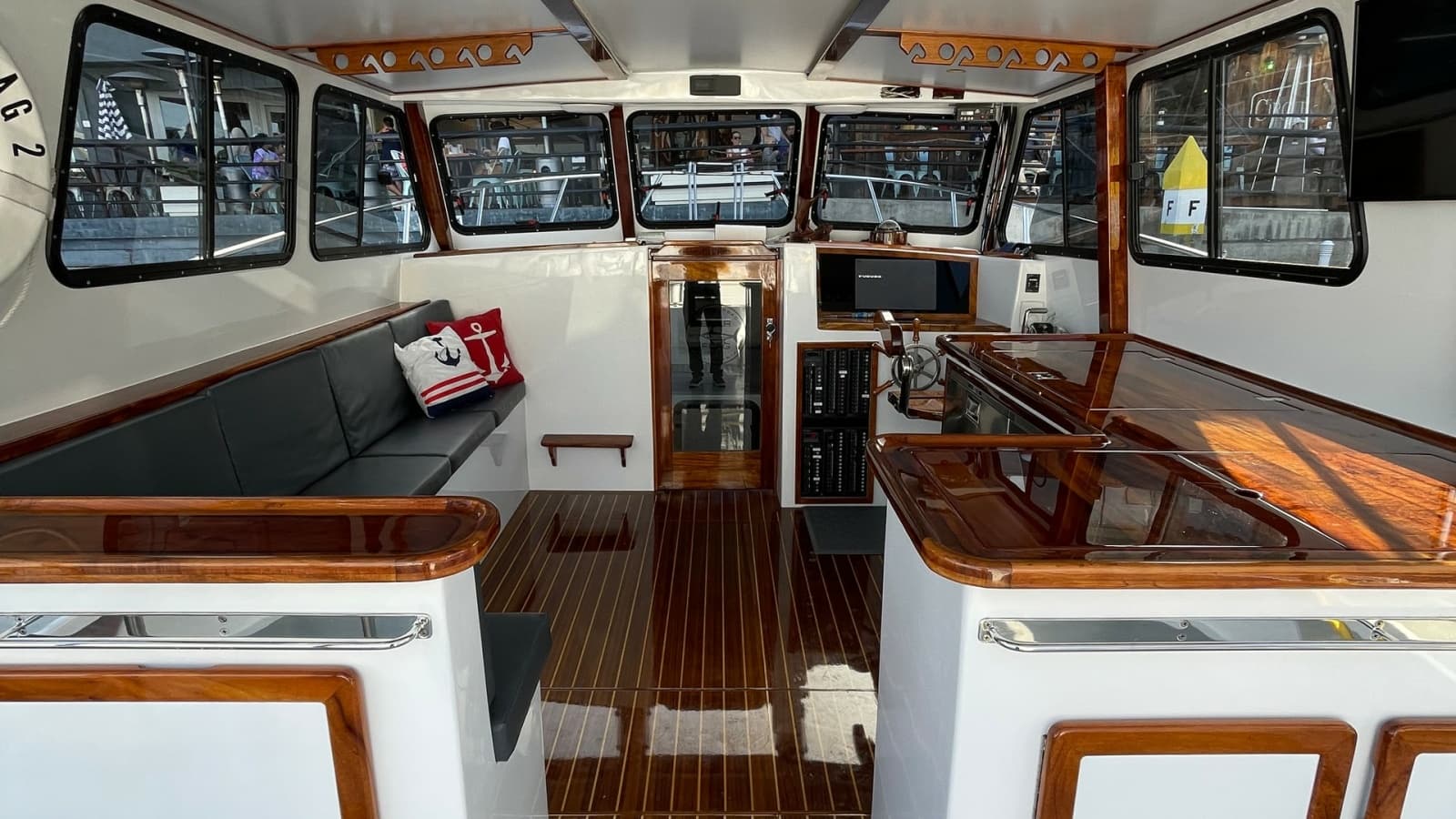 2019 Donelle 35 Flybridge Sportfish "BEAR FLAG 3.0" - Spacious Interior Salon with Helm Station