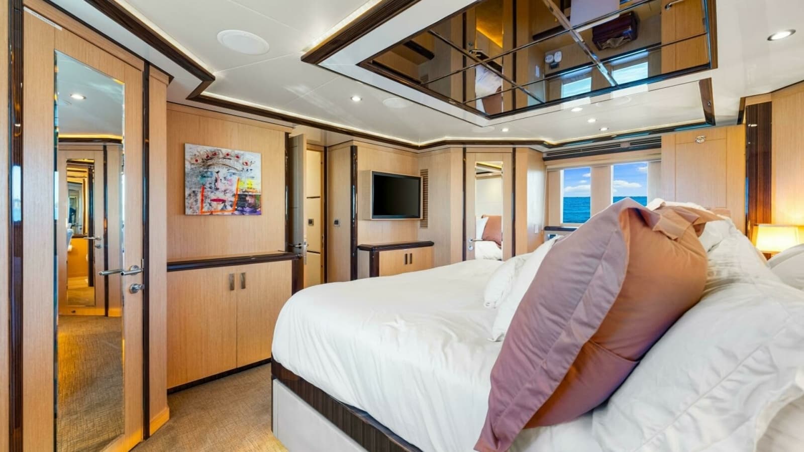 2010 83 Ocean Alexander Motor Yacht 'Relentless'