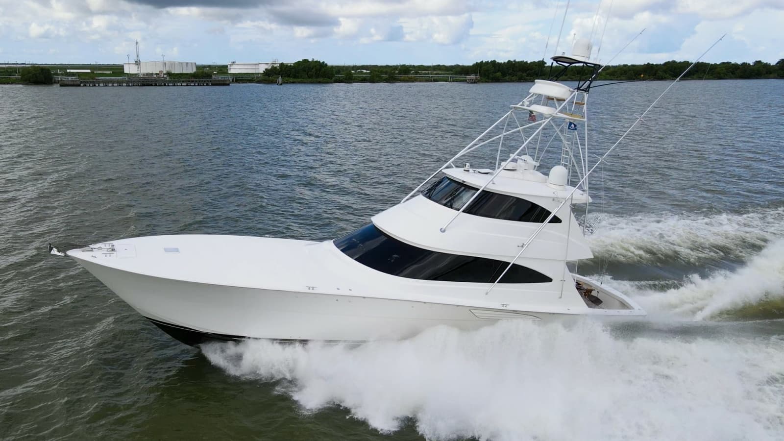 2017 72 Viking Enclosed Bridge Share-E Exterior (9)