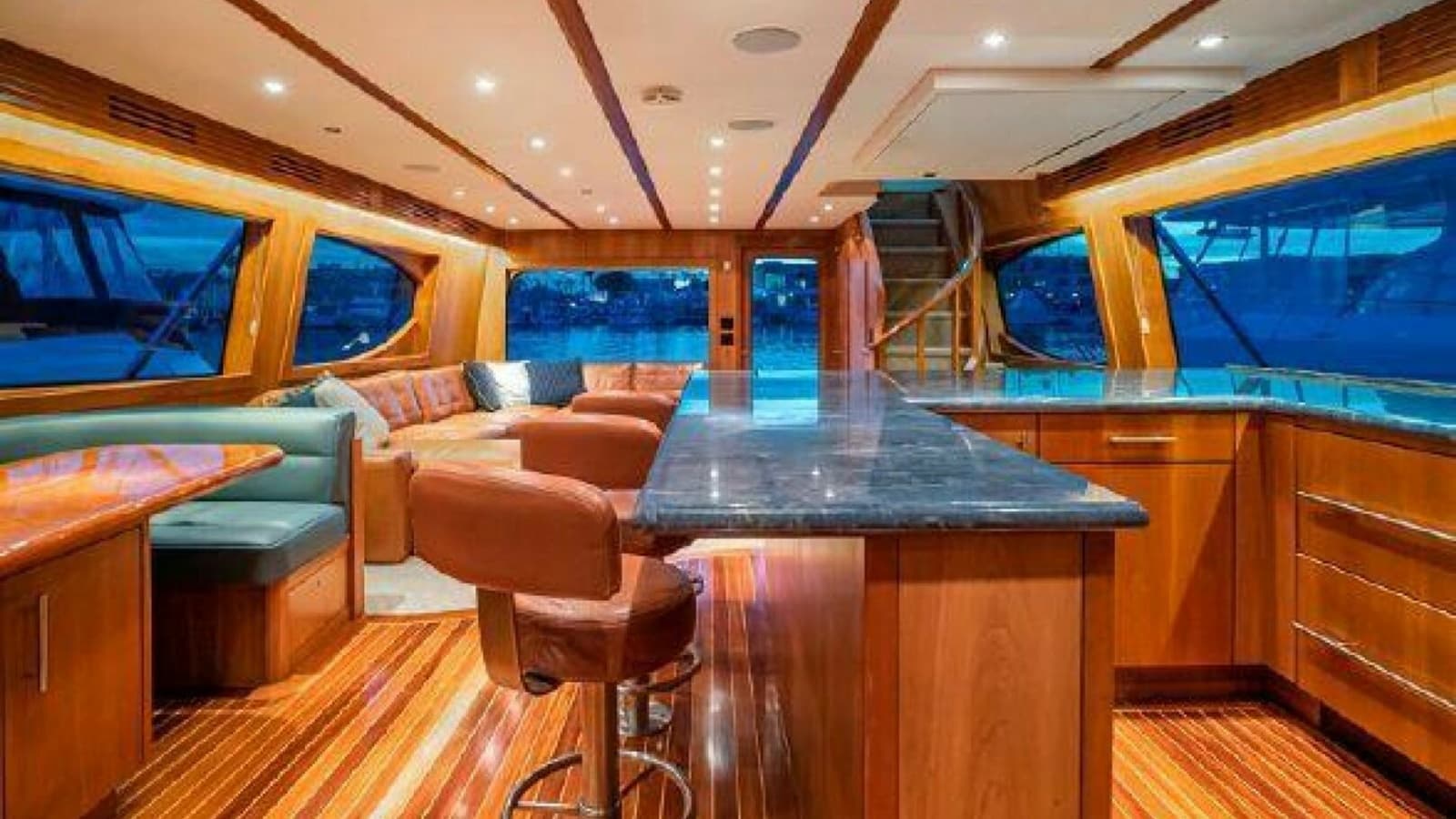 2008 77 Enclosed Bridge "Desperado" -Galley