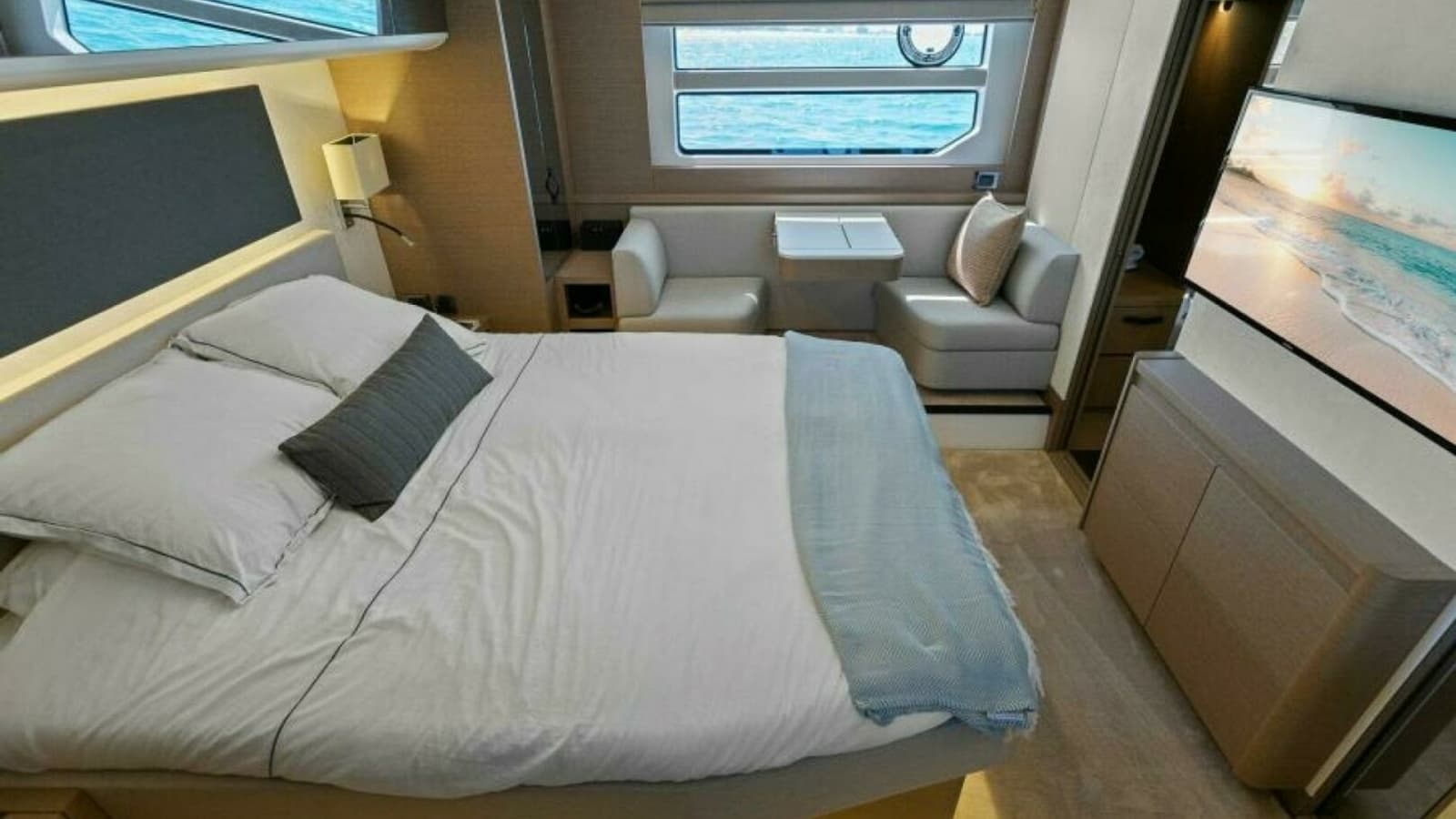 2022 59 Prestige Flybridge - How Sweet It Its - Master Stateroom