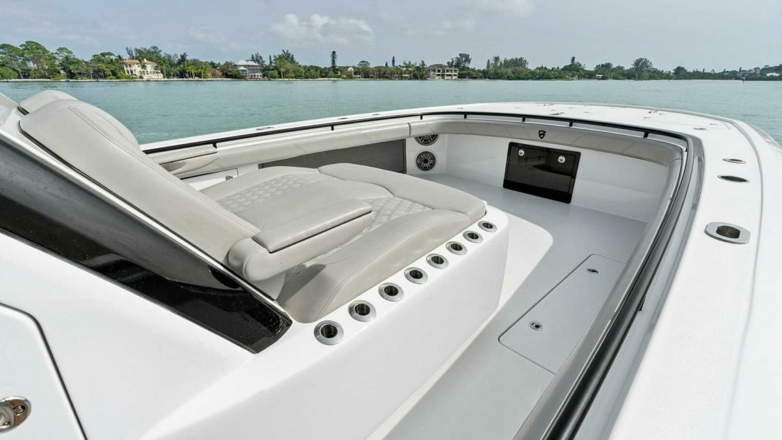 2022 Barker Boatworks 40 HPC