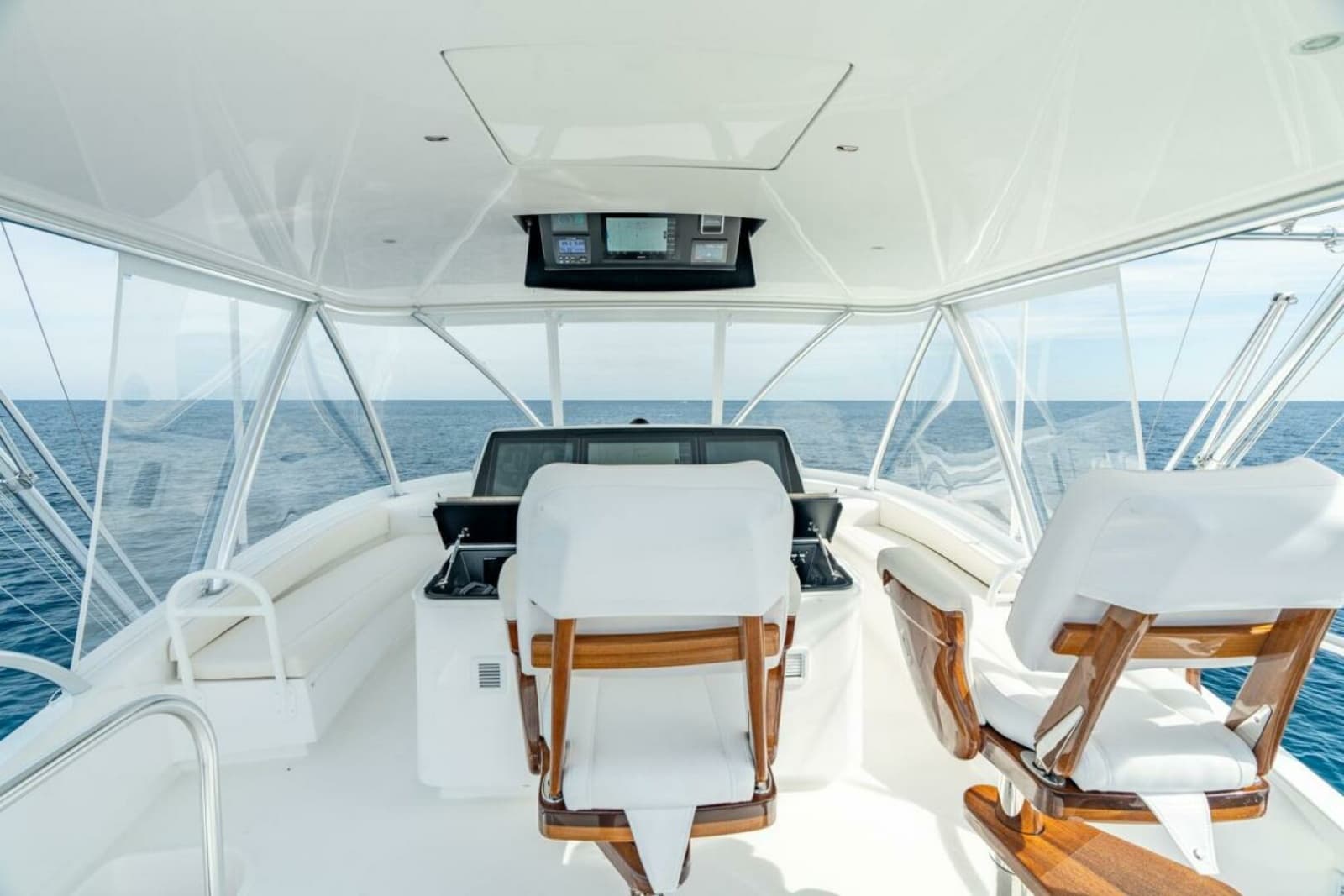 Viking 64 - Helm