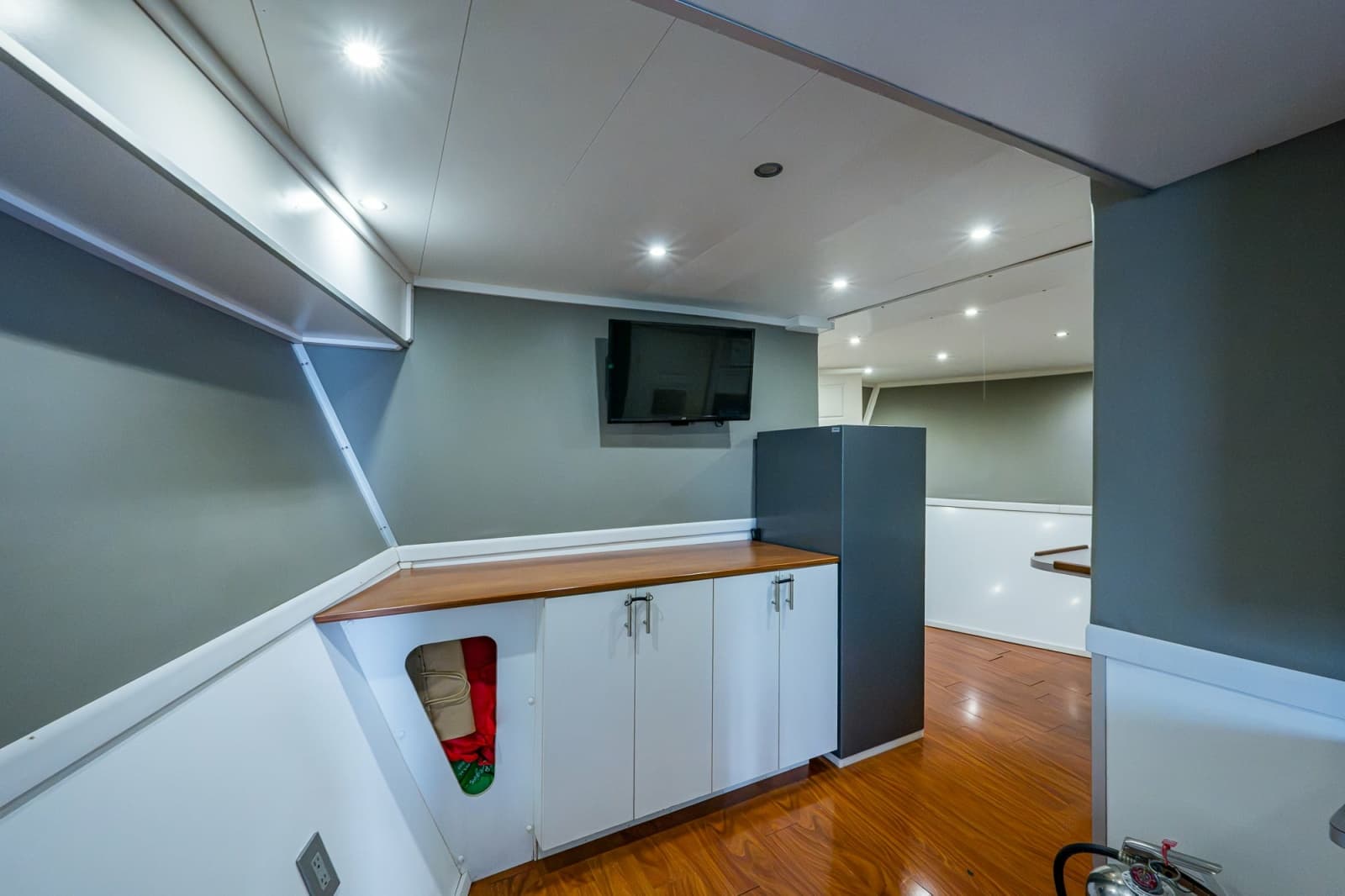 2013 Ocean Voyager 95 Expedition