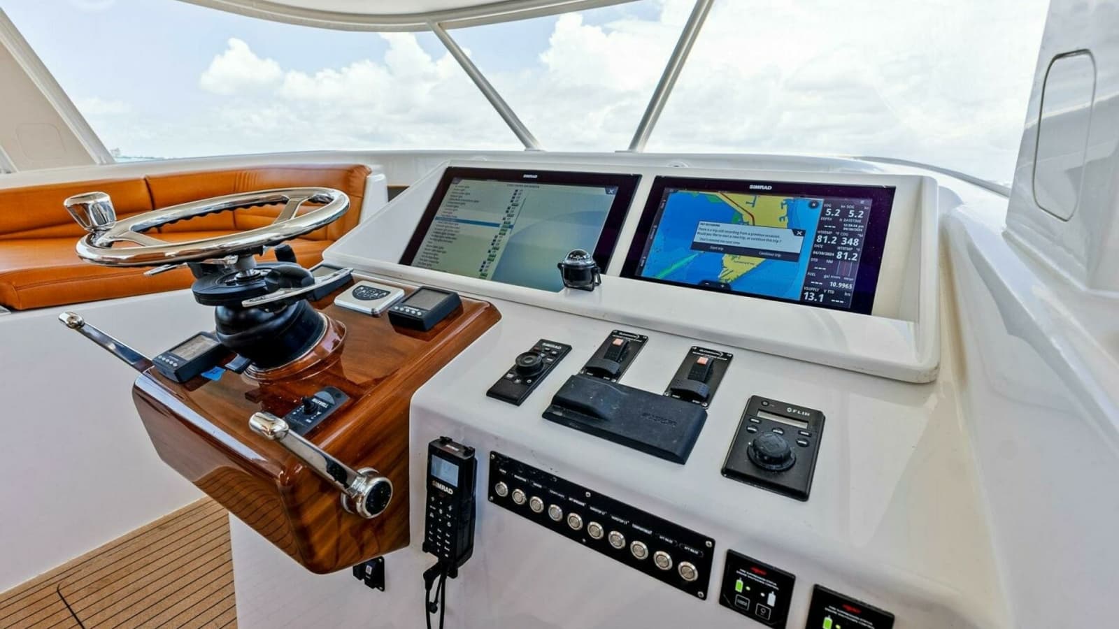 2020 Calcutta 480 Catamaran