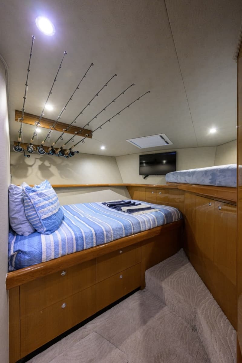 2002 Viking 61 Convertible