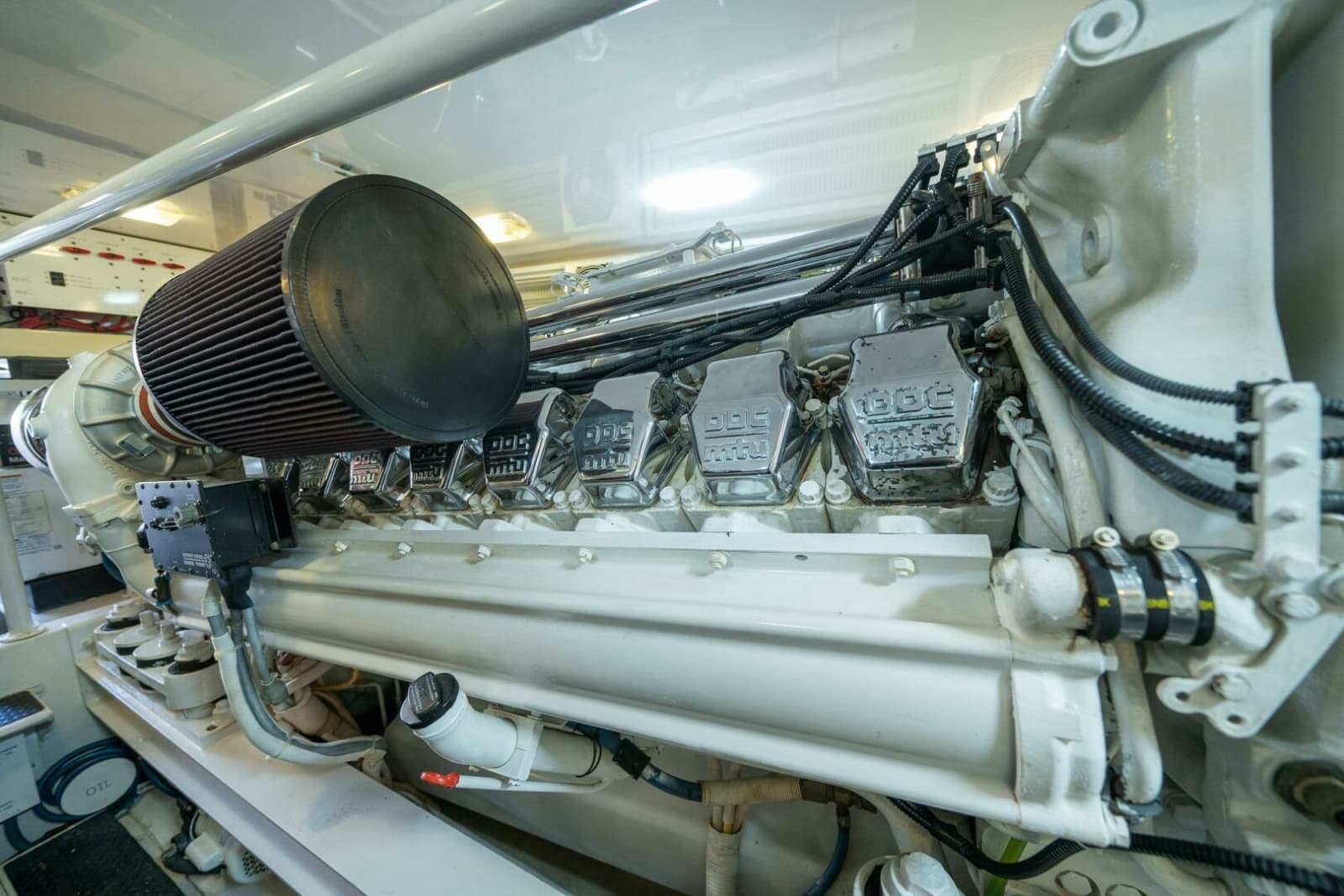 2006 Viking 68 Convertible