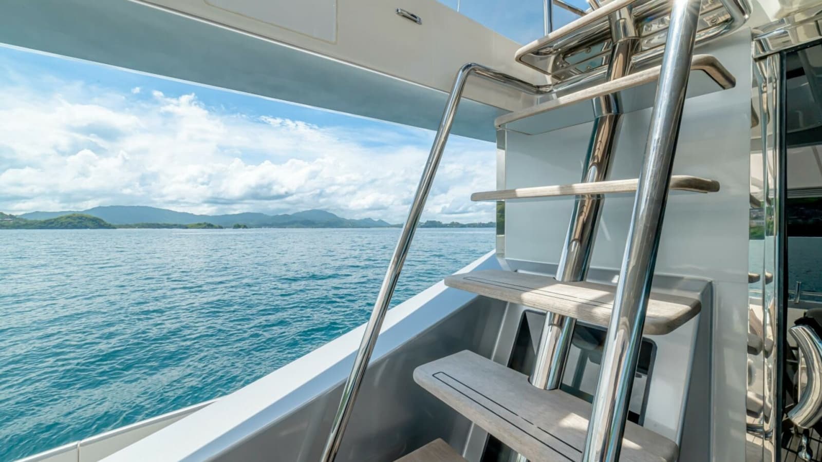 2017 Azimut 77 "Carpe Diem"