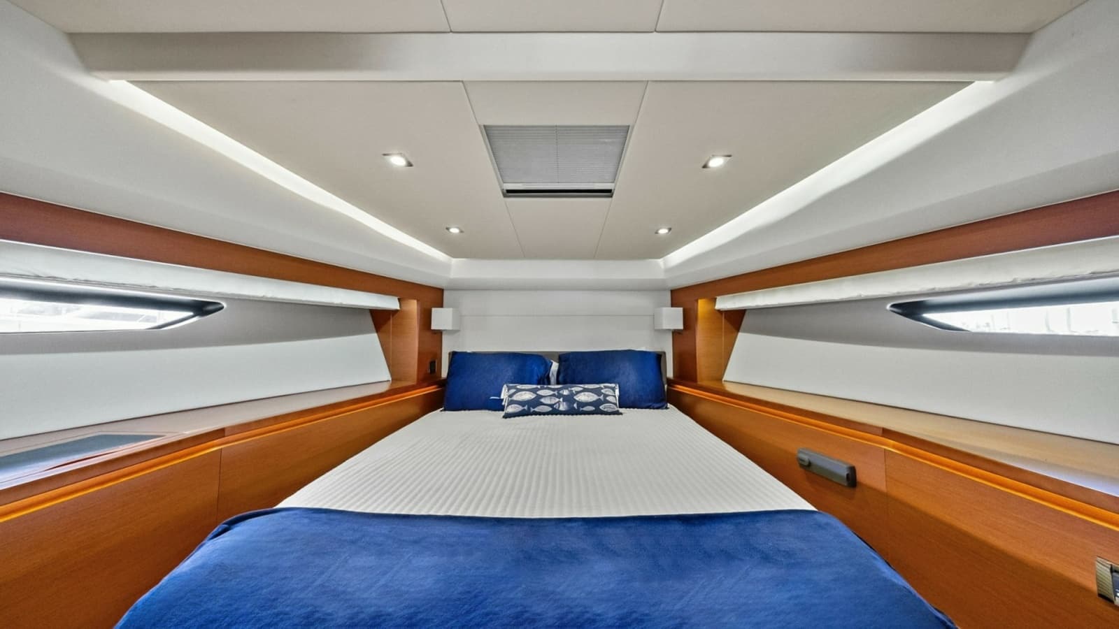 2015 Prestige 550 'Legacy'
