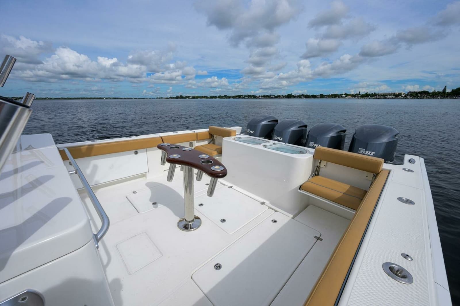2018 Buddy Davis 42 Center Console - Cockpit