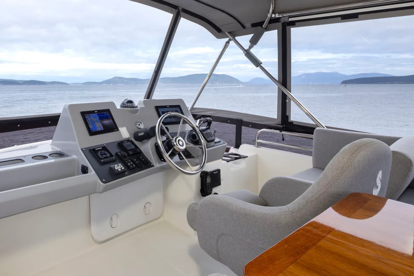 2022 Beneteau Swift Trawler 41